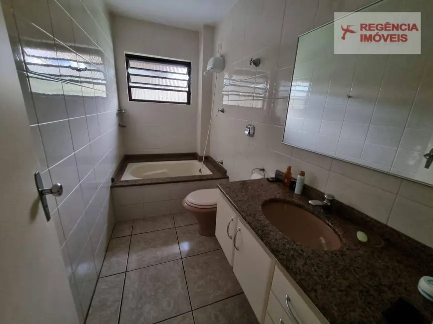 Foto 5 de Casa com 4 quartos à venda, 252m2 em Sao Francisco Do Sul - SC