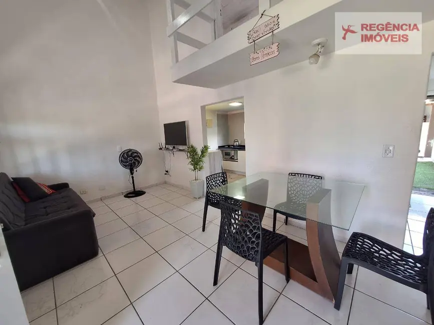 Foto 3 de Casa com 2 quartos à venda, 126m2 em Sao Francisco Do Sul - SC