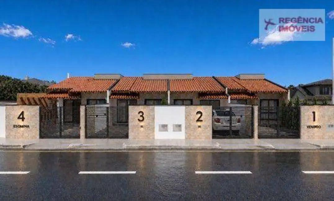 Foto 4 de Casa com 2 quartos à venda, 100m2 em Sao Francisco Do Sul - SC