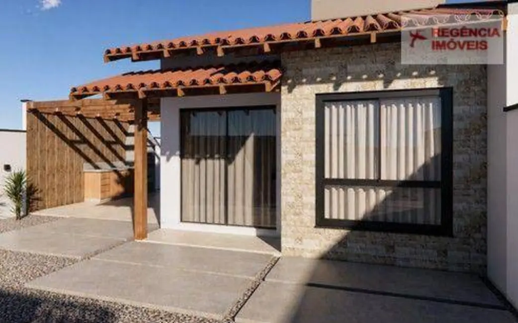 Foto 1 de Casa com 2 quartos à venda, 100m2 em Sao Francisco Do Sul - SC