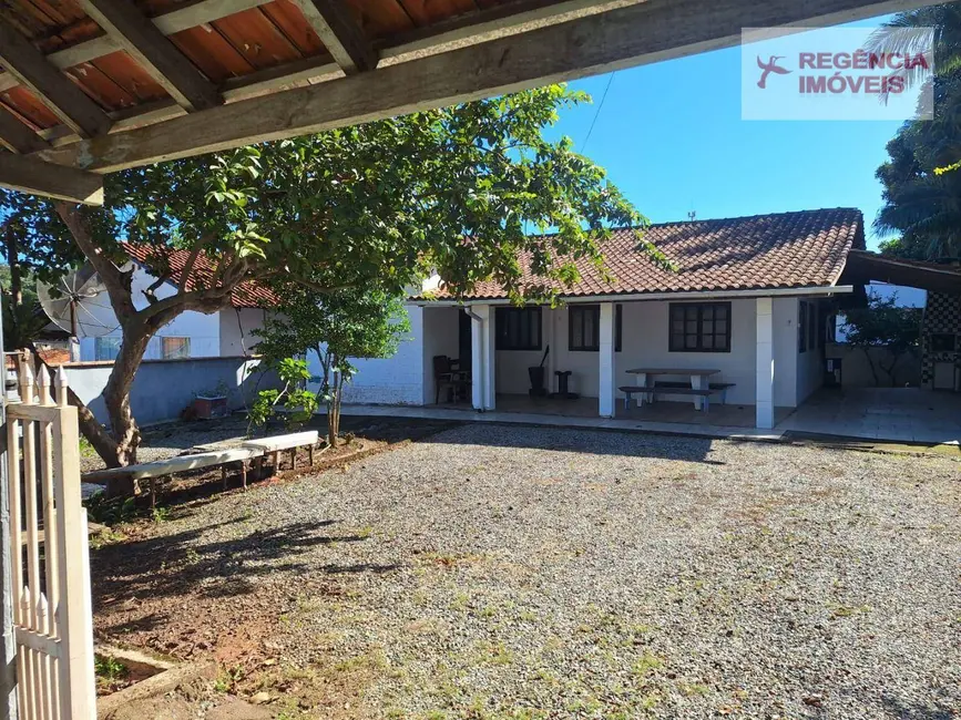 Foto 1 de Casa com 4 quartos à venda, 360m2 em Sao Francisco Do Sul - SC