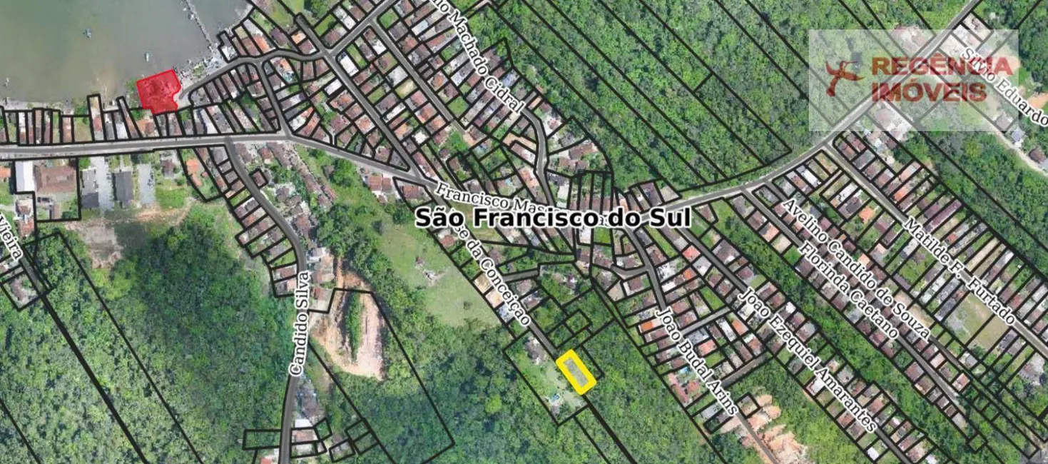Foto 2 de Terreno / Lote à venda, 680m2 em Sao Francisco Do Sul - SC