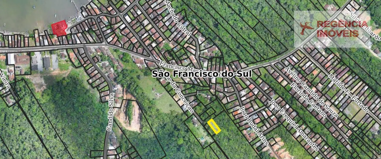 Foto 2 de Terreno / Lote à venda, 520m2 em Sao Francisco Do Sul - SC
