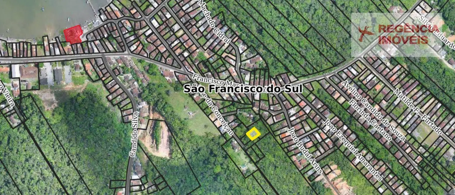 Foto 3 de Terreno / Lote à venda, 440m2 em Sao Francisco Do Sul - SC