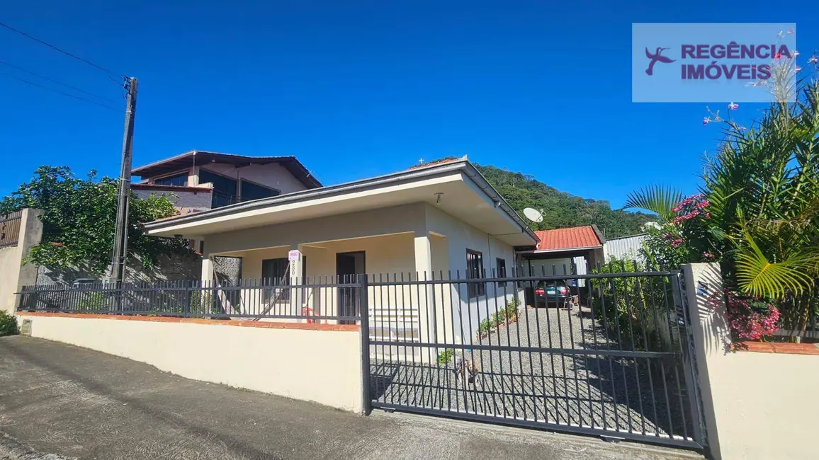 Foto 2 de Casa com 4 quartos à venda, 350m2 em Sao Francisco Do Sul - SC