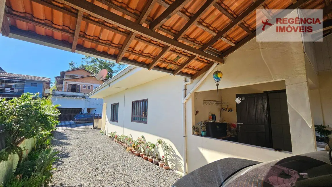 Foto 4 de Casa com 4 quartos à venda, 350m2 em Sao Francisco Do Sul - SC