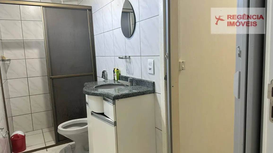 Foto 5 de Apartamento com 1 quarto para alugar, 40m2 em Sao Francisco Do Sul - SC