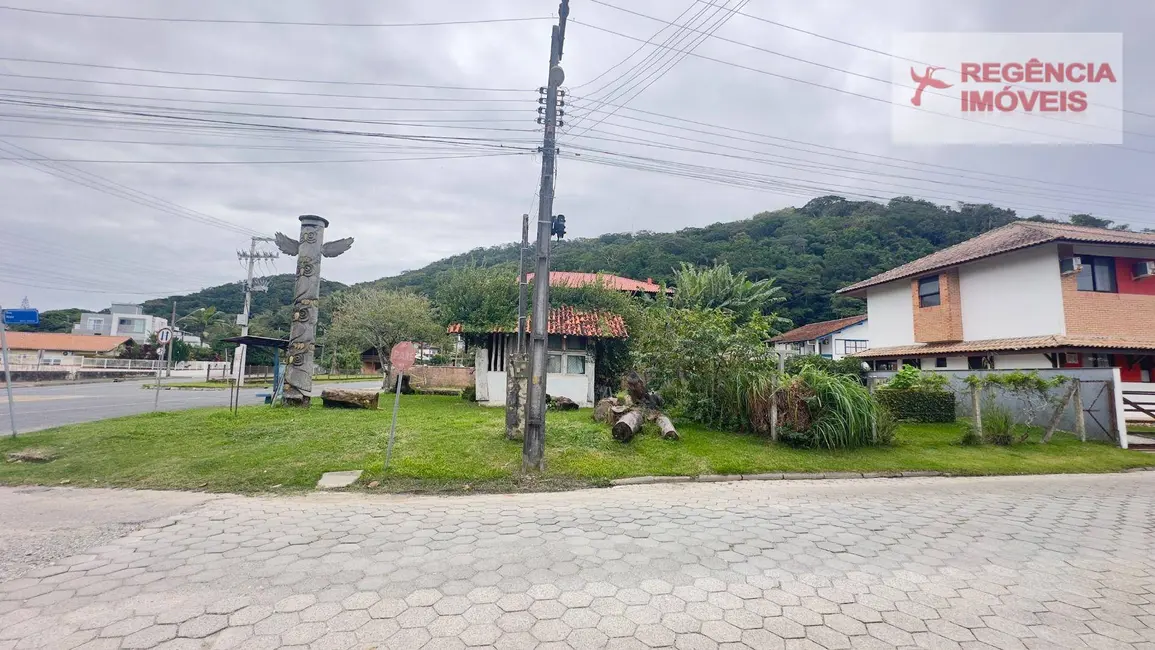 Foto 2 de Terreno / Lote à venda, 312m2 em Ubatuba, Sao Francisco Do Sul - SC