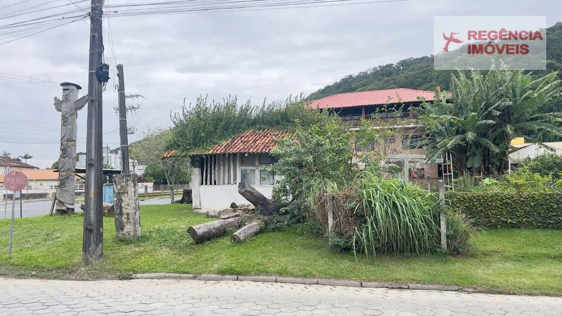 Foto 1 de Terreno / Lote à venda, 312m2 em Ubatuba, Sao Francisco Do Sul - SC