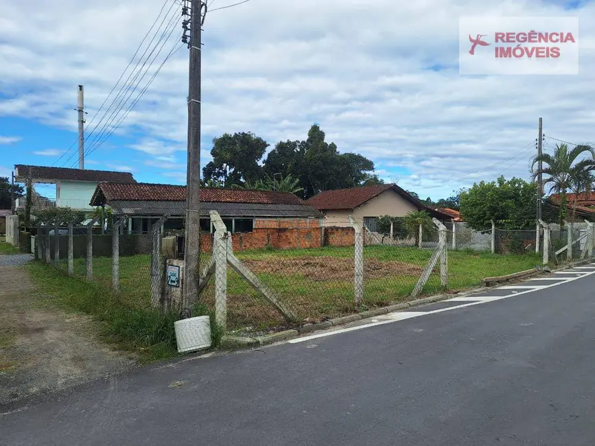 Foto 1 de Terreno / Lote à venda, 273m2 em Sao Francisco Do Sul - SC