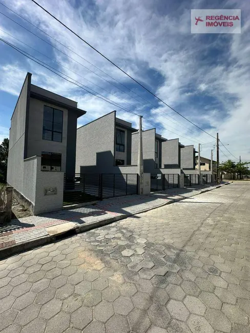 Foto 4 de Casa com 2 quartos à venda, 68m2 em Sao Francisco Do Sul - SC