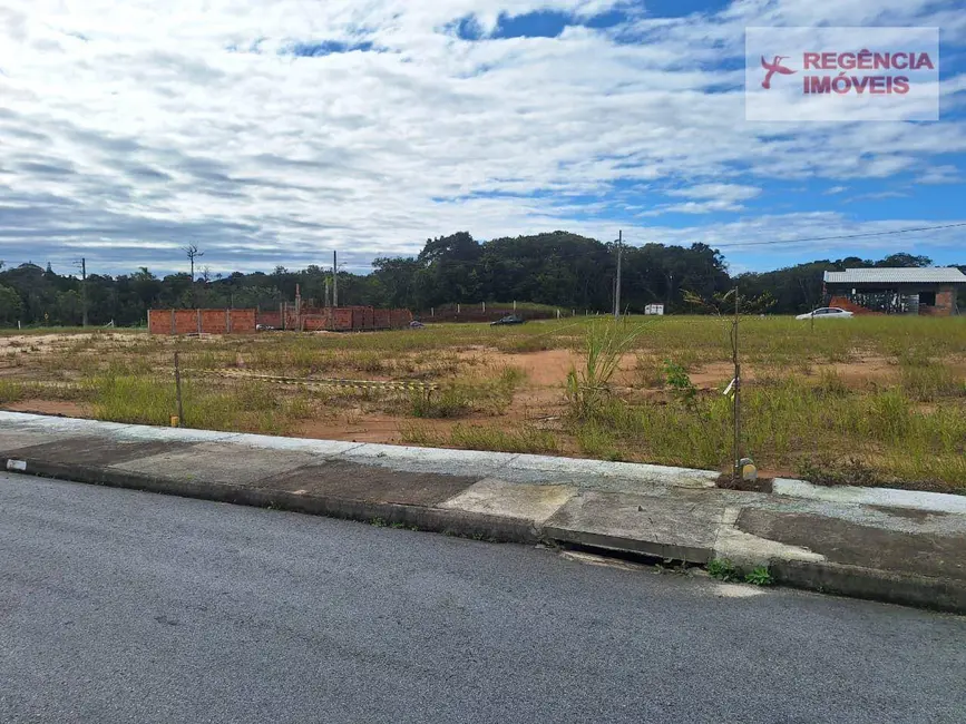 Foto 3 de Terreno / Lote à venda, 180m2 em Sao Francisco Do Sul - SC