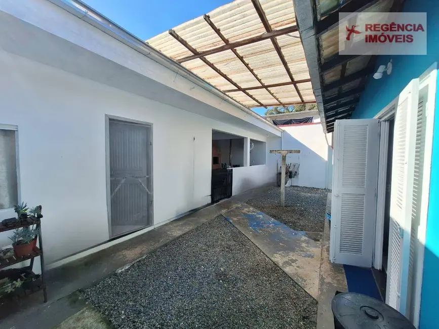 Foto 6 de Casa com 4 quartos à venda, 360m2 em Ubatuba, Sao Francisco Do Sul - SC