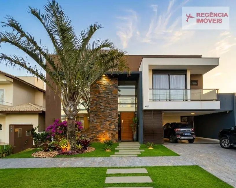 Casa com 4 quartos à venda, 510m2 em Sao Francisco Do Sul - SC - imagem 1 Foto 1 de Casa com 4 quartos à venda, 510m2 em Sao Francisco Do Sul - SC