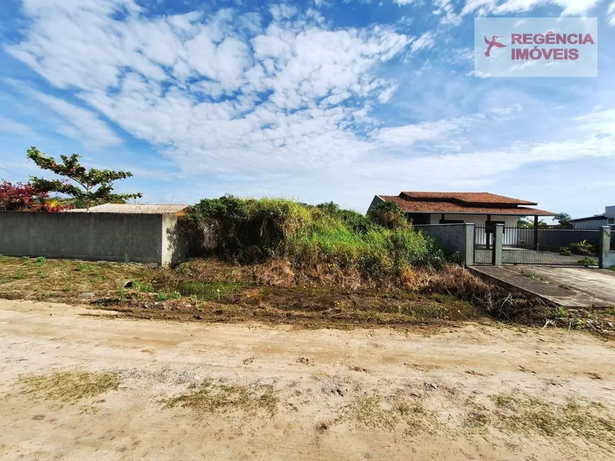 Foto 1 de Terreno / Lote à venda, 360m2 em Sao Francisco Do Sul - SC