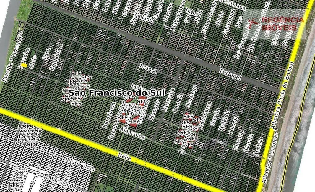Foto 1 de Terreno / Lote à venda, 360m2 em Sao Francisco Do Sul - SC