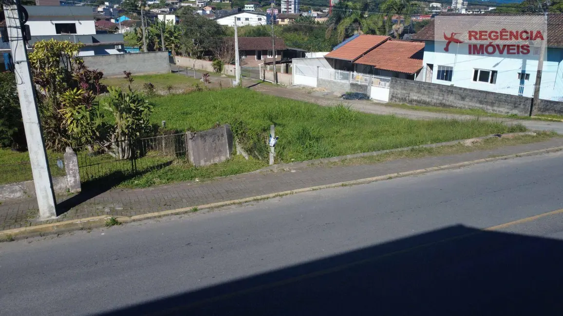 Foto 4 de Terreno / Lote à venda, 402m2 em Sao Francisco Do Sul - SC