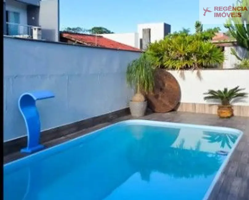 Foto 4 de Casa com 4 quartos à venda, 360m2 em Sao Francisco Do Sul - SC