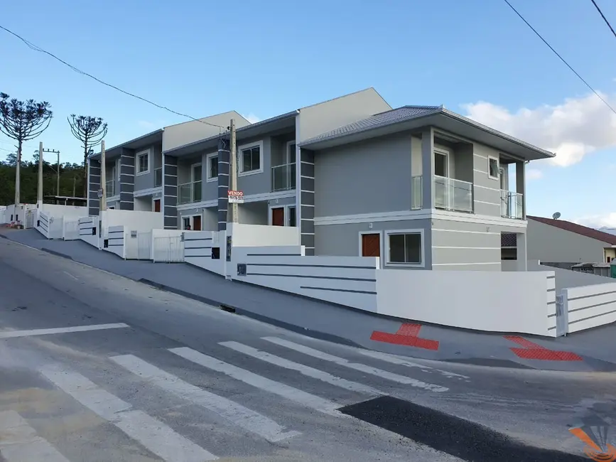 Foto 1 de Casa com 2 quartos à venda, 76m2 em Forquilhas, Sao Jose - SC