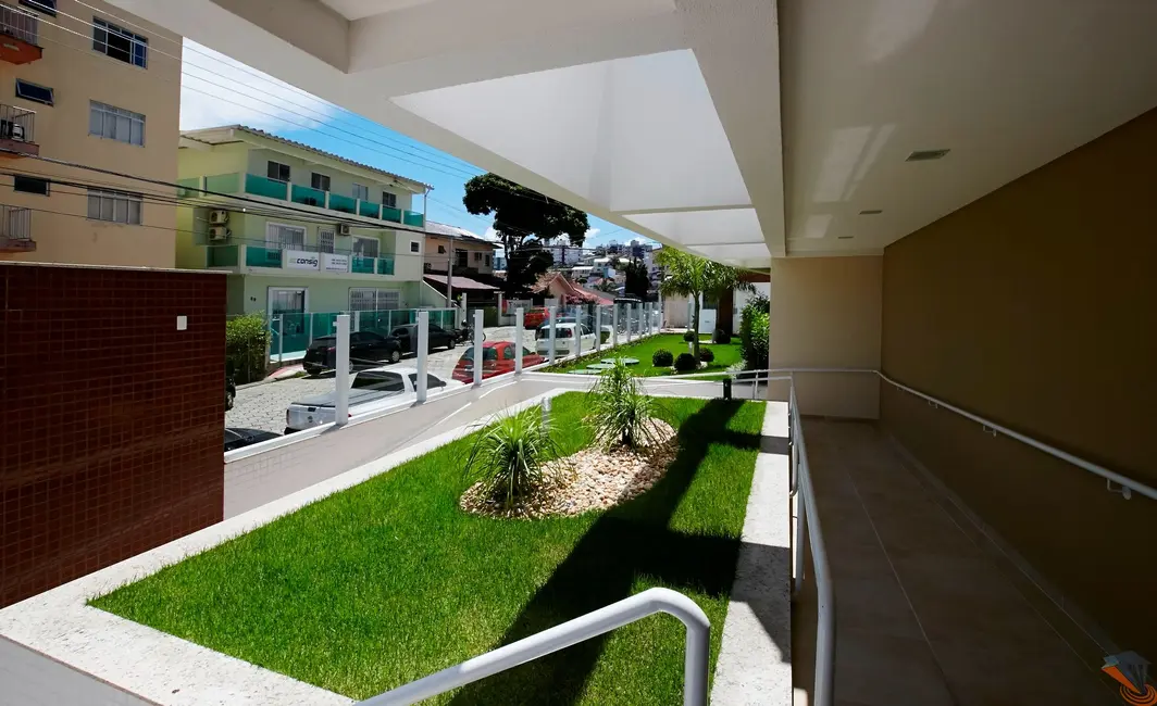 Foto 2 de Apartamento com 3 quartos à venda, 84m2 em Capoeiras, Florianopolis - SC