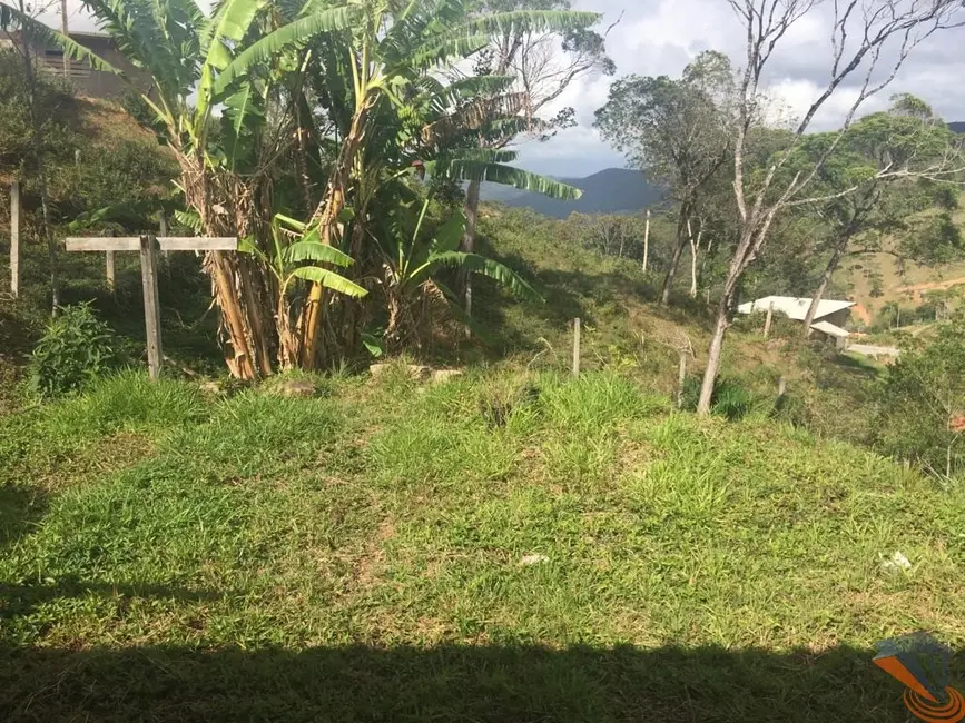 Chácara com 3 quartos à venda, 300m2 em Potecas, Sao Jose - SC - imagem 8 Foto 8 de Chácara com 3 quartos à venda, 300m2 em Potecas, Sao Jose - SC