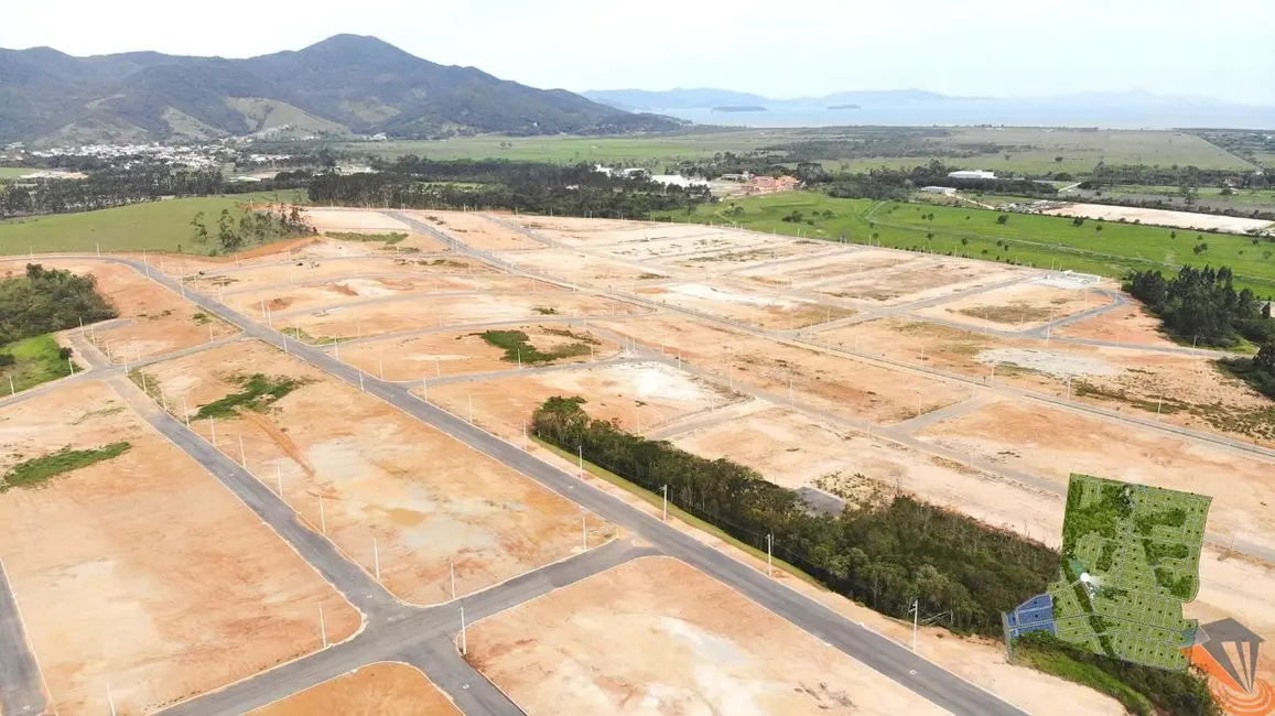 Foto 2 de Terreno / Lote à venda, 360m2 em Centro, Governador Celso Ramos - SC