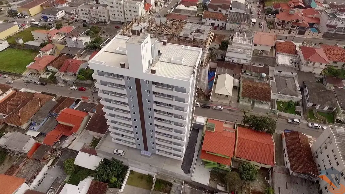 Foto 2 de Apartamento com 2 quartos à venda, 72m2 em Barreiros, Sao Jose - SC