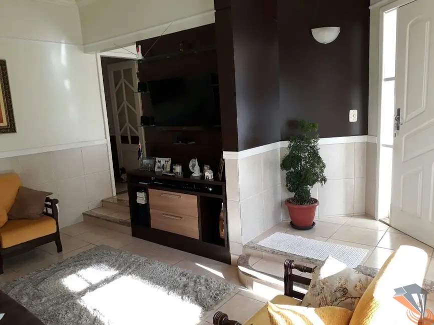 Foto 7 de Casa com 3 quartos à venda, 180m2 em Ipiranga, Sao Jose - SC
