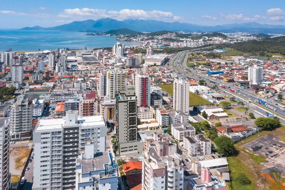 Apartamento com 1 quarto à venda, 50m2 em Kobrasol, Sao Jose - SC - imagem 5 Foto 5 de Apartamento com 1 quarto à venda, 50m2 em Kobrasol, Sao Jose - SC