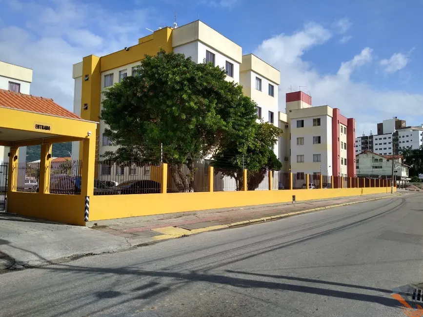 Apartamento com 2 quartos à venda, 46m2 em Rio Caveiras, Biguacu - SC - imagem 1 Foto 1 de Apartamento com 2 quartos à venda, 46m2 em Rio Caveiras, Biguacu - SC