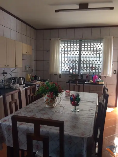 Casa com 3 quartos à venda, 163m2 em Rio Caveiras, Biguacu - SC - imagem 7 Foto 7 de Casa com 3 quartos à venda, 163m2 em Rio Caveiras, Biguacu - SC