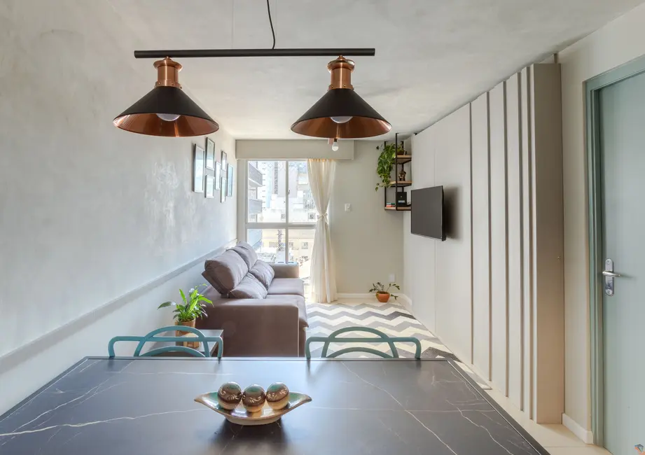 Apartamento com 2 quartos à venda, 60m2 em Centro, Florianopolis - SC - imagem 8 Foto 8 de Apartamento com 2 quartos à venda, 60m2 em Centro, Florianopolis - SC