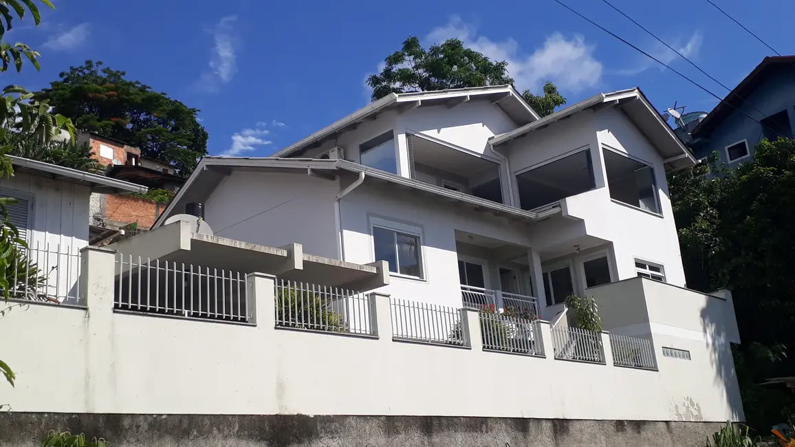 Foto 1 de Casa com 3 quartos à venda, 160m2 em José Mendes, Florianopolis - SC