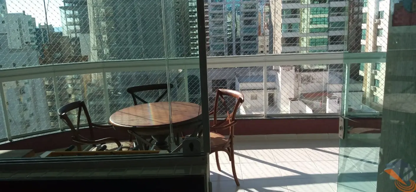 Foto 6 de Apartamento com 3 quartos à venda, 120m2 em Meia Praia, Itapema - SC