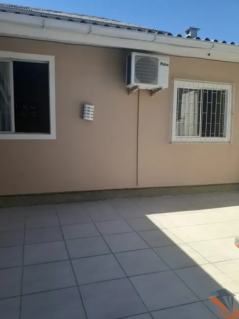 Foto 3 de Casa com 3 quartos à venda, 150m2 em Forquilhas, Sao Jose - SC