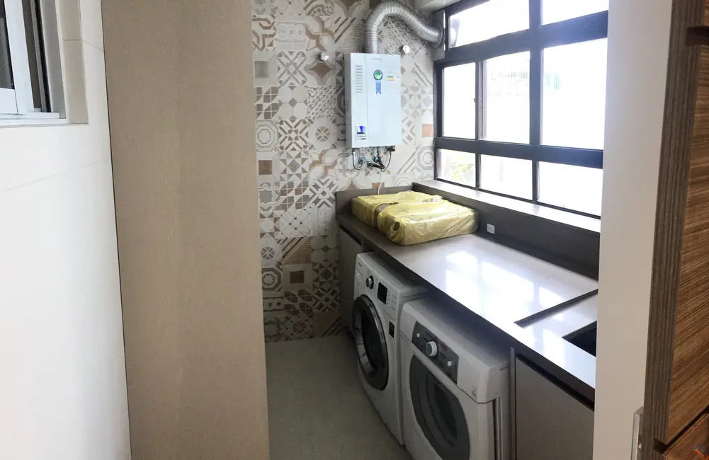 Foto 6 de Apartamento com 3 quartos à venda, 130m2 em Agronômica, Florianopolis - SC