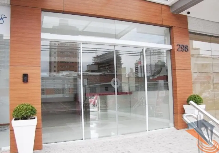 Foto 4 de Sala Comercial à venda, 30m2 em Kobrasol, Sao Jose - SC