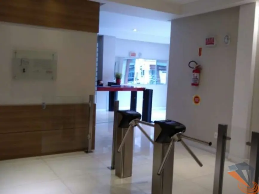 Foto 5 de Sala Comercial à venda, 30m2 em Kobrasol, Sao Jose - SC