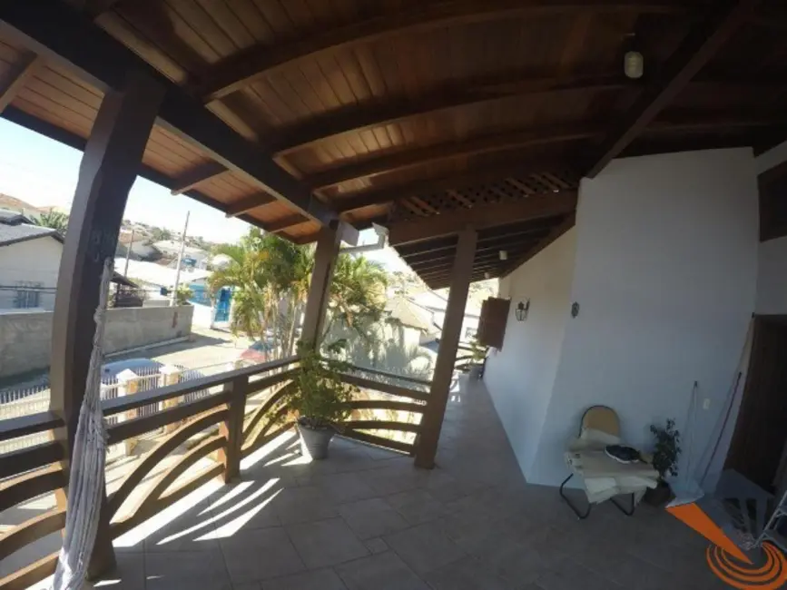 Casa com 4 quartos à venda, 250m2 em Serraria, Sao Jose - SC - imagem 8 Foto 8 de Casa com 4 quartos à venda, 250m2 em Serraria, Sao Jose - SC