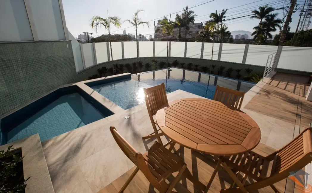 Foto 5 de Apartamento com 2 quartos à venda, 80m2 em Capoeiras, Florianopolis - SC