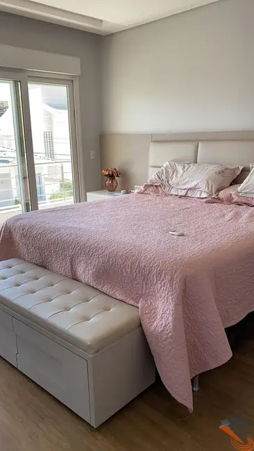 Foto 9 de Casa com 3 quartos à venda, 330m2 em Pedra Branca, Palhoca - SC