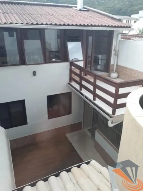 Foto 2 de Casa com 6 quartos à venda, 230m2 em Saco dos Limões, Florianopolis - SC