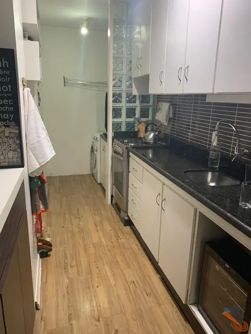 Apartamento com 3 quartos à venda, 79m2 em Centro, Florianopolis - SC - imagem 3 Foto 3 de Apartamento com 3 quartos à venda, 79m2 em Centro, Florianopolis - SC