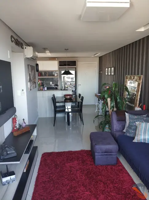 Foto 2 de Apartamento com 2 quartos à venda, 65m2 em Barreiros, Sao Jose - SC