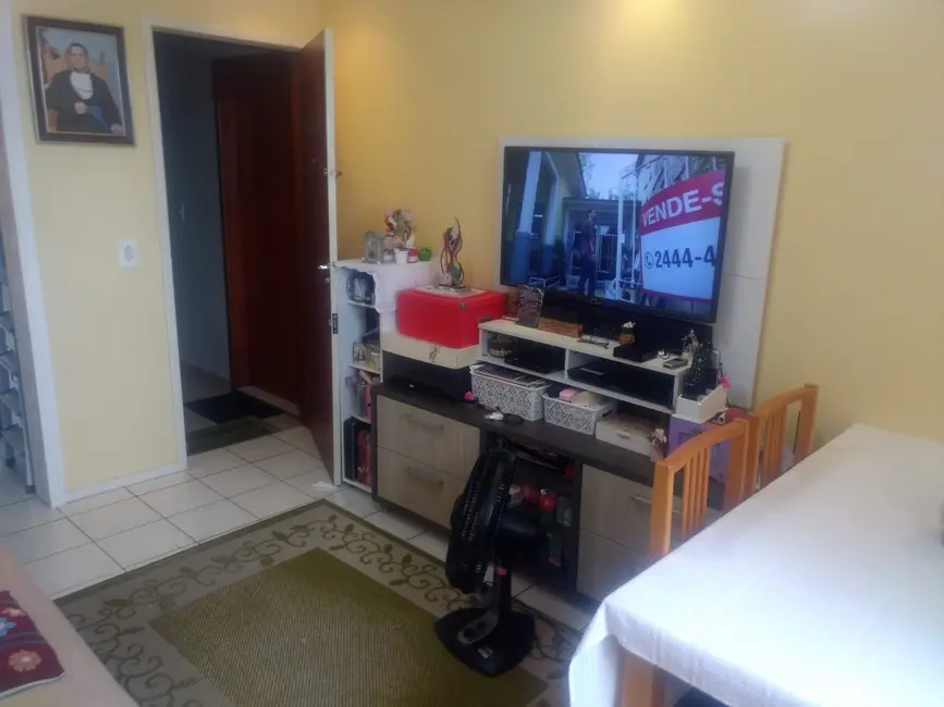 Foto 2 de Apartamento com 2 quartos à venda, 47m2 em Jardim Santiago, Sao Jose - SC