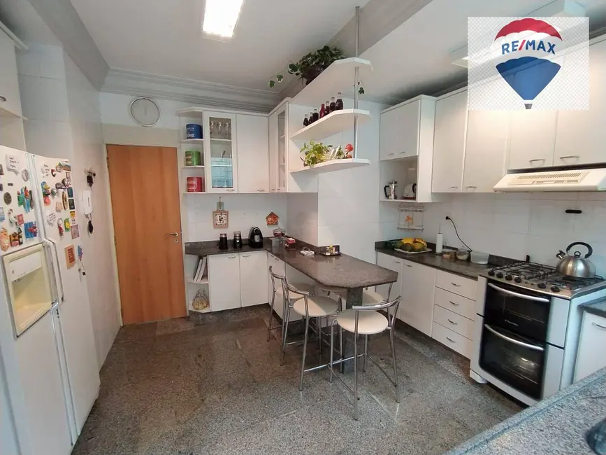 Casa de Condomínio com 4 quartos à venda, 375m2 em Ponta Negra, Manaus - AM - imagem 6 Foto 6 de Casa de Condomínio com 4 quartos à venda, 375m2 em Ponta Negra, Manaus - AM