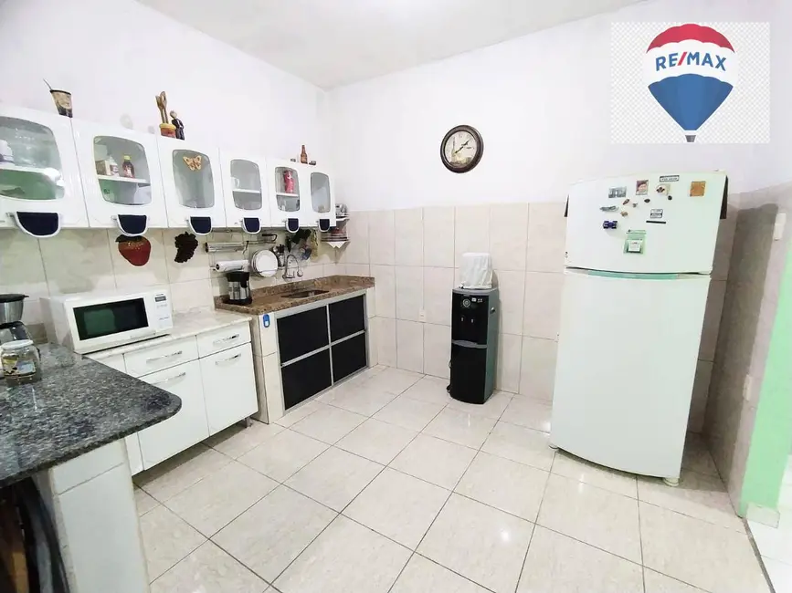 Foto 2 de Casa com 3 quartos à venda, 198m2 em Parque 10 de Novembro, Manaus - AM