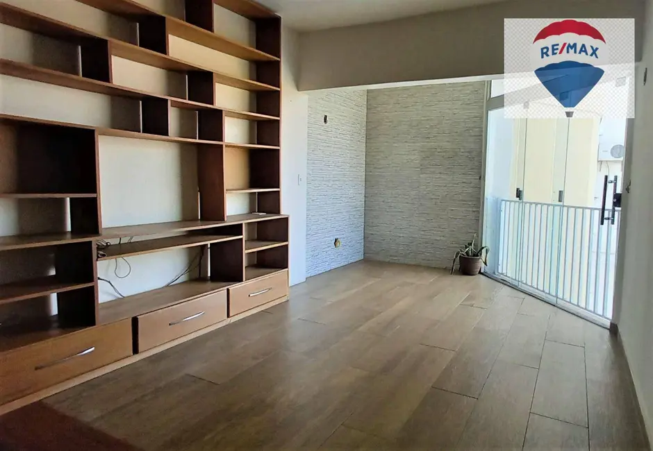 Apartamento com 3 quartos à venda, 80m2 em São Jorge, Manaus - AM - imagem 4 Foto 4 de Apartamento com 3 quartos à venda, 80m2 em São Jorge, Manaus - AM