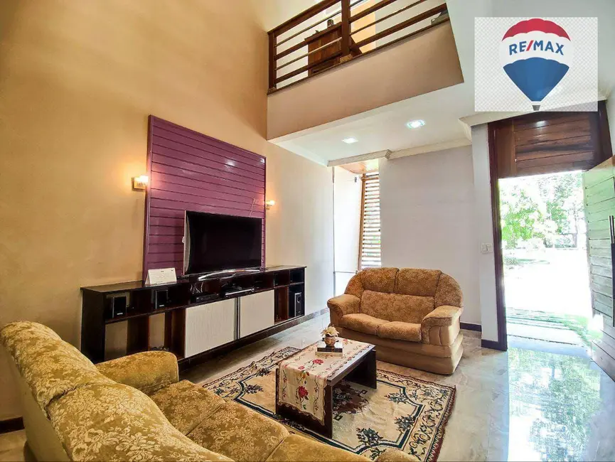 Casa de Condomínio com 3 quartos à venda, 262m2 em Flores, Manaus - AM - imagem 3 Foto 3 de Casa de Condomínio com 3 quartos à venda, 262m2 em Flores, Manaus - AM