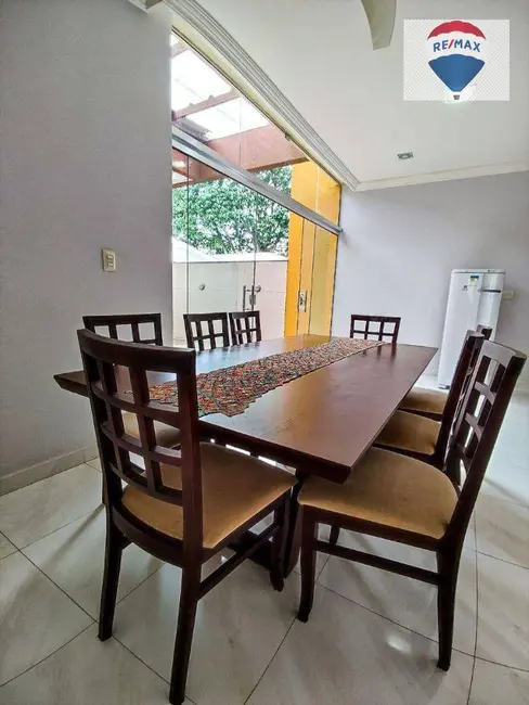 Foto 1 de Casa de Condomínio com 3 quartos à venda, 262m2 em Flores, Manaus - AM